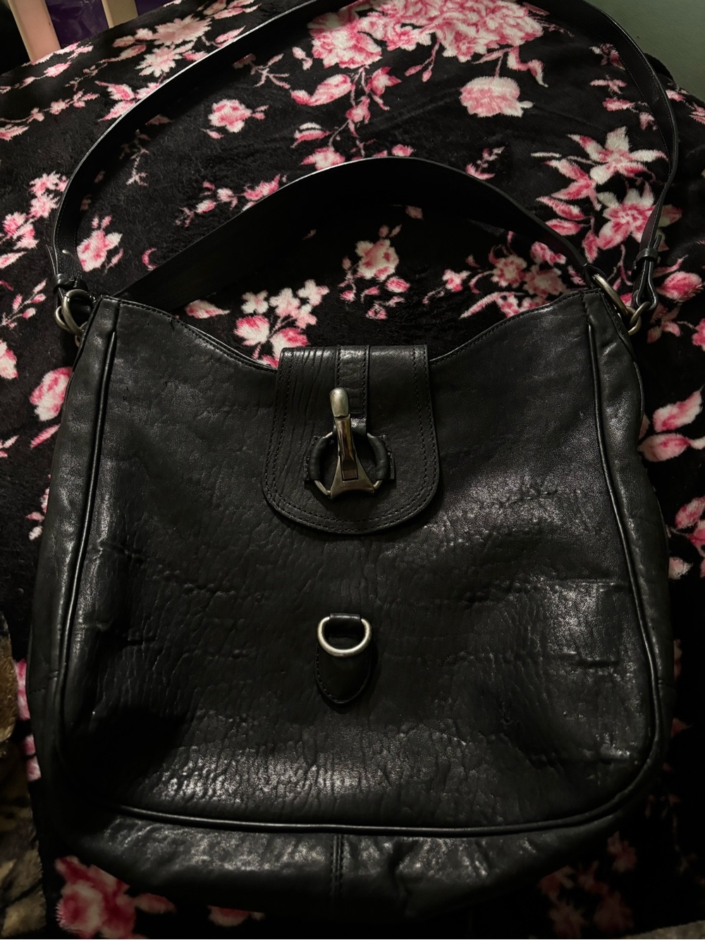 Massimo Dutti Black Leather Shoulder Bag - Women's Handbag AW19 collection